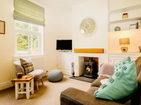 Steam Train Cottage - Lake District Hideaway